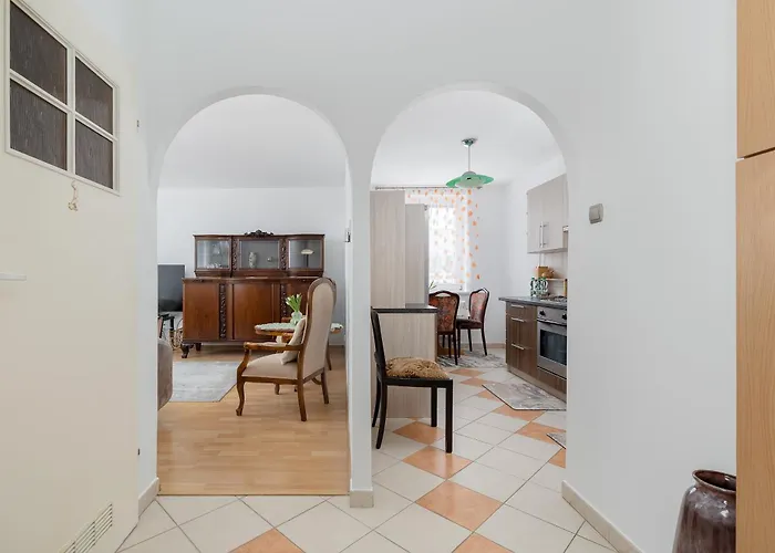 Apartament Parkside By Bookinghost