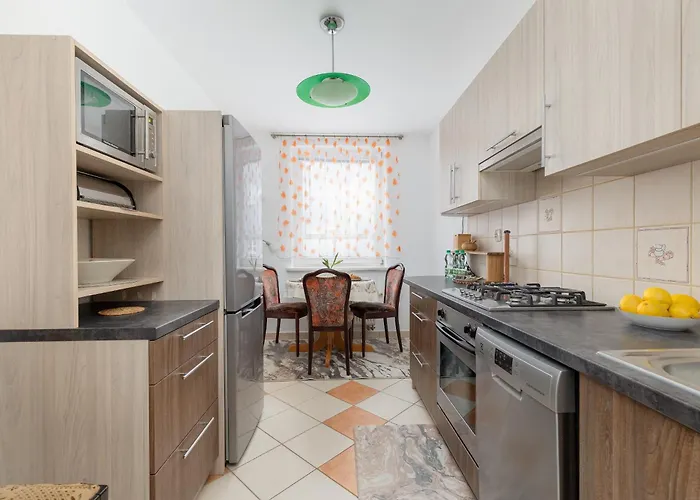 Apartament Parkside By Bookinghost