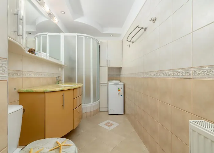 Parkside By Bookinghost Stettino