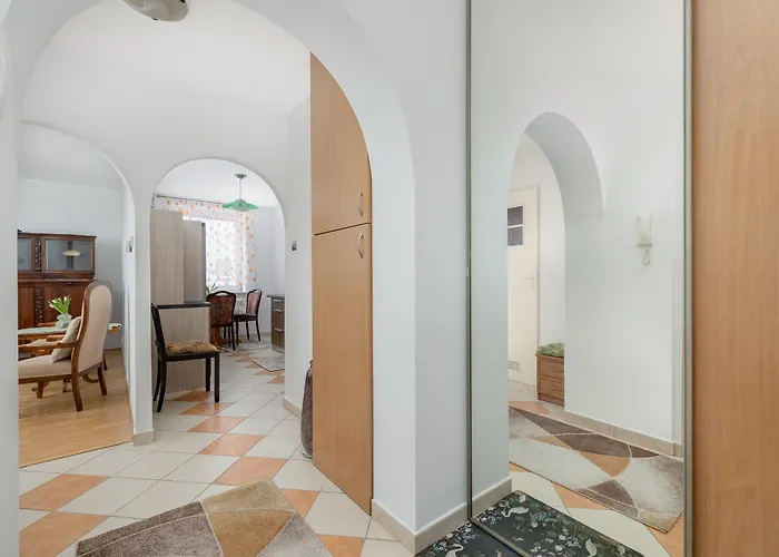 Appartamento Parkside By Bookinghost *